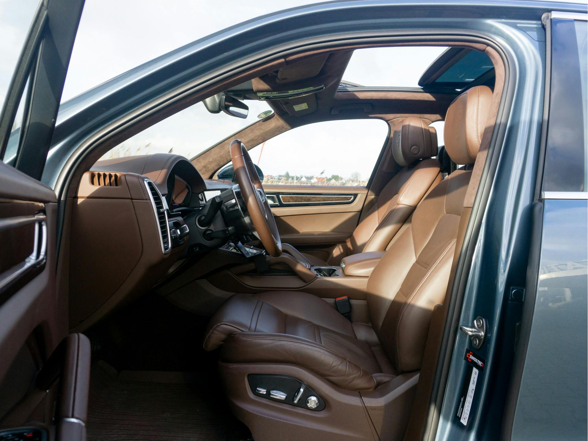 Porsche Cayenne 3.0 E-Hybrid | Bose | Panorama | Chrono | Luchtvering